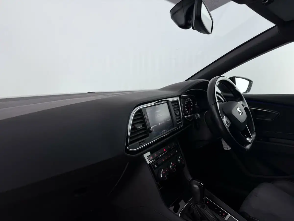 2018-seat-leon-20-tsi-cupra-300-estate-5d-dsg-4drive-big-16