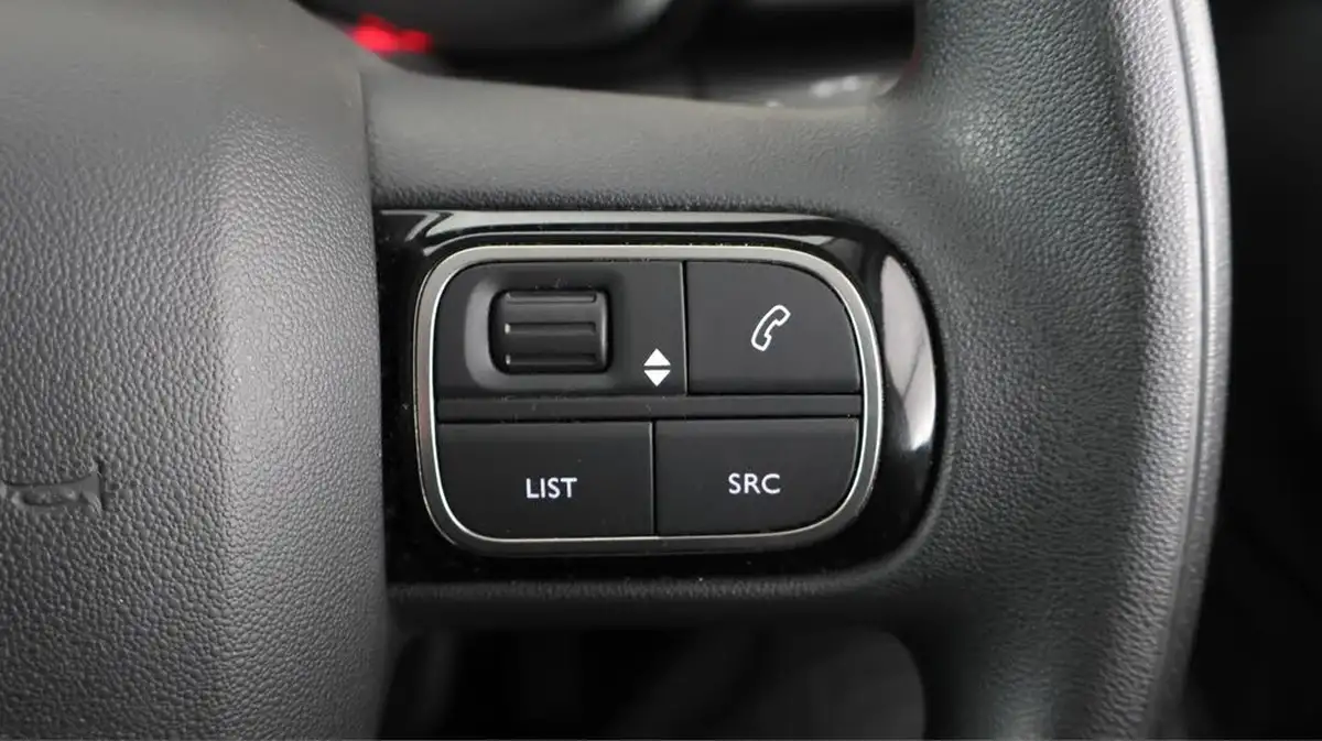 2019-citroen-c3-12-puretech-feel-82ps-ss-big-35