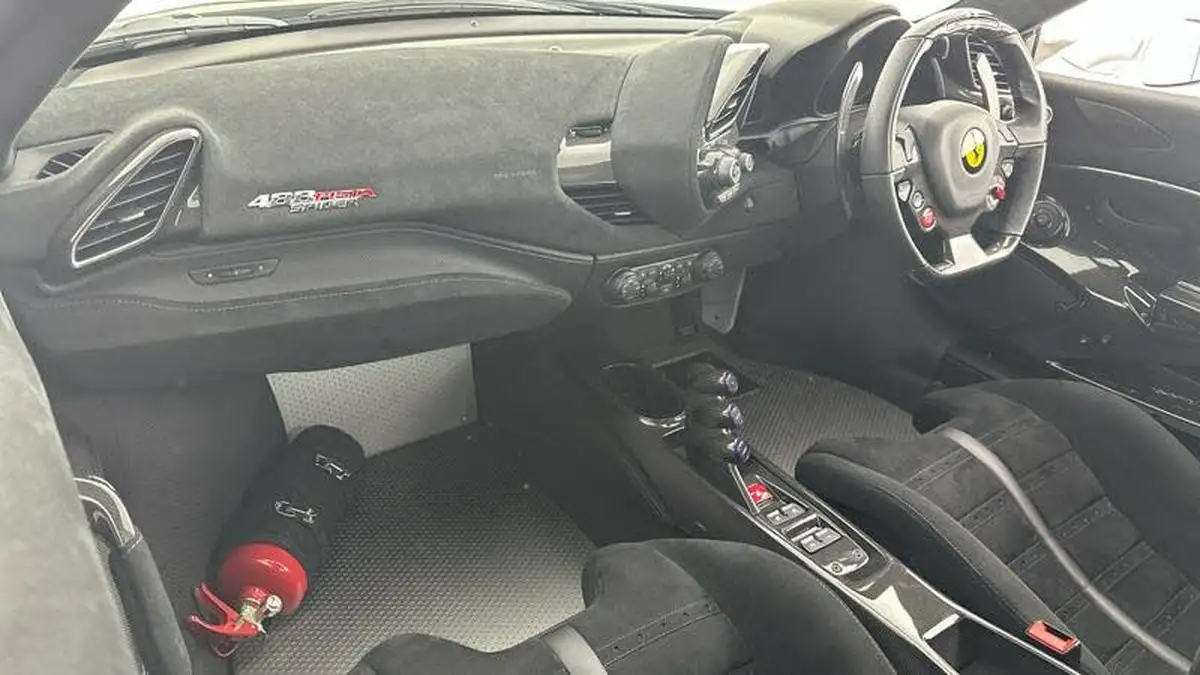2020-ferrari-488-39-488-spider-big-23