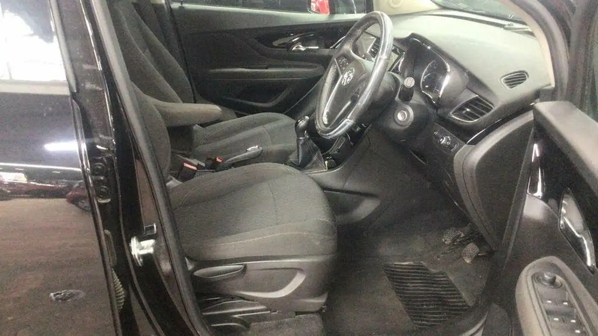 2016-vauxhall-mokka-x-16-active-big-10