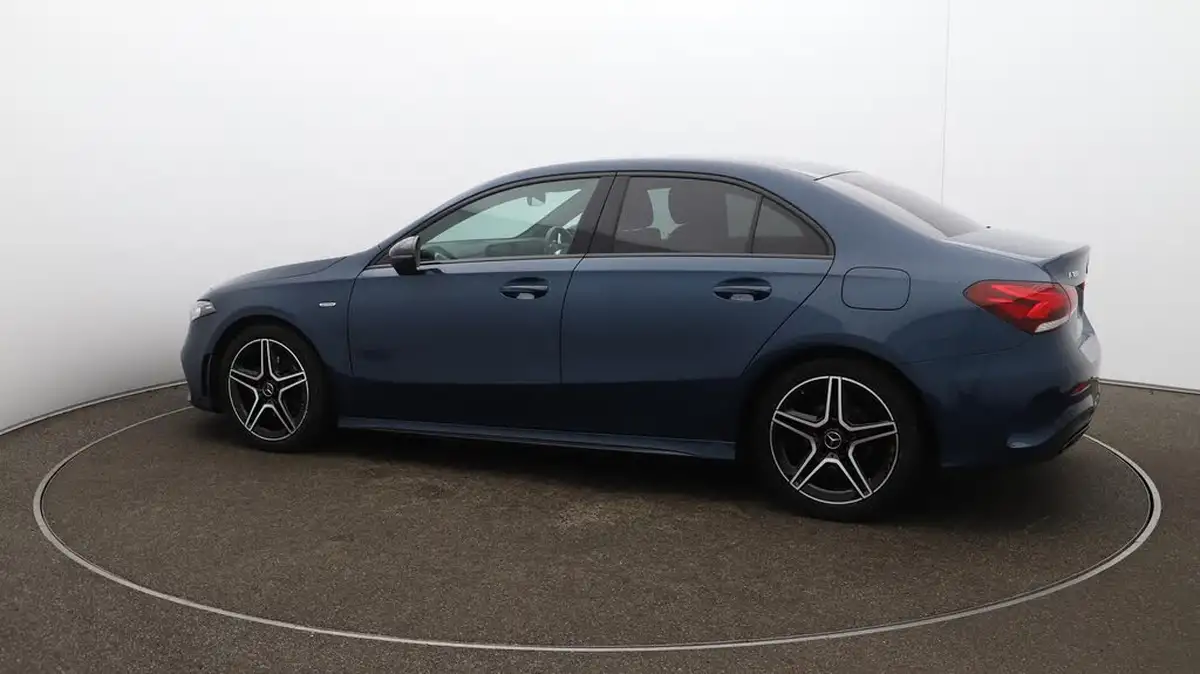 2022-mercedes-benz-a-class-13-a180-amg-line-executive-edition-saloon-4d-7g-dct-big-48