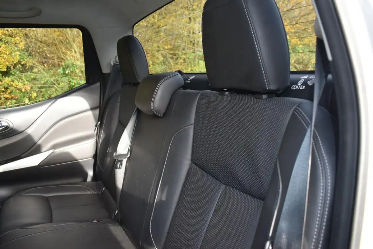 2021-land-rover-110-defender-30-d300-x-dynamic-se-big-10