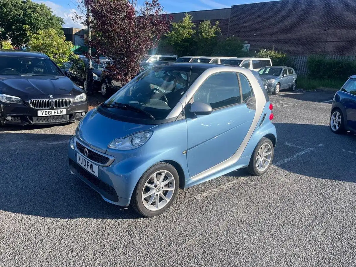 2013-smart-fortwo-08td-passion-coupe-big-1