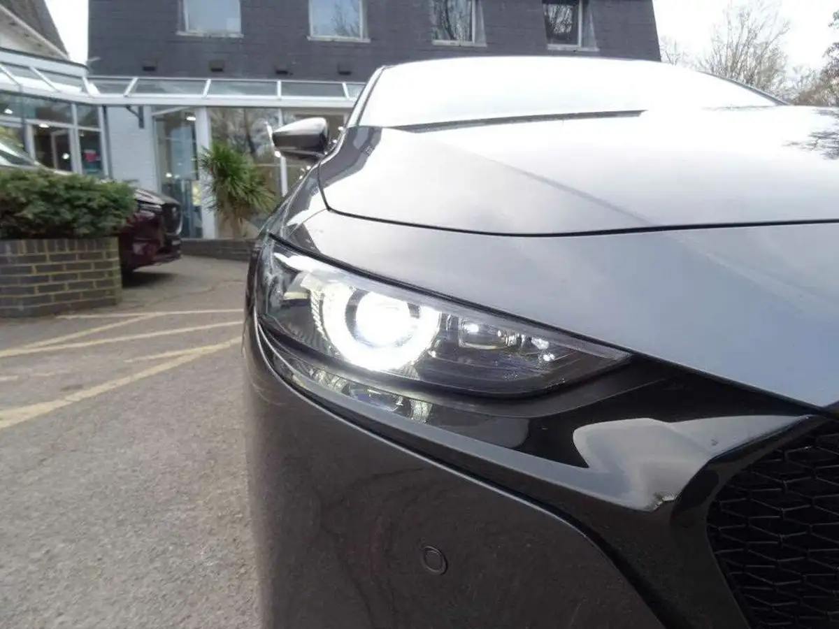 2025-mazda-mazda3-25-e-skyactiv-g-exclusive-line-big-35
