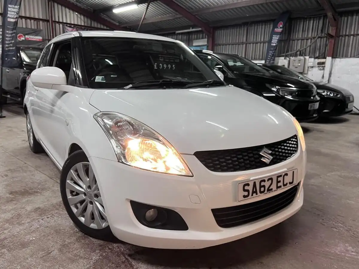 2012-suzuki-swift-12-sz3-3d-big-0