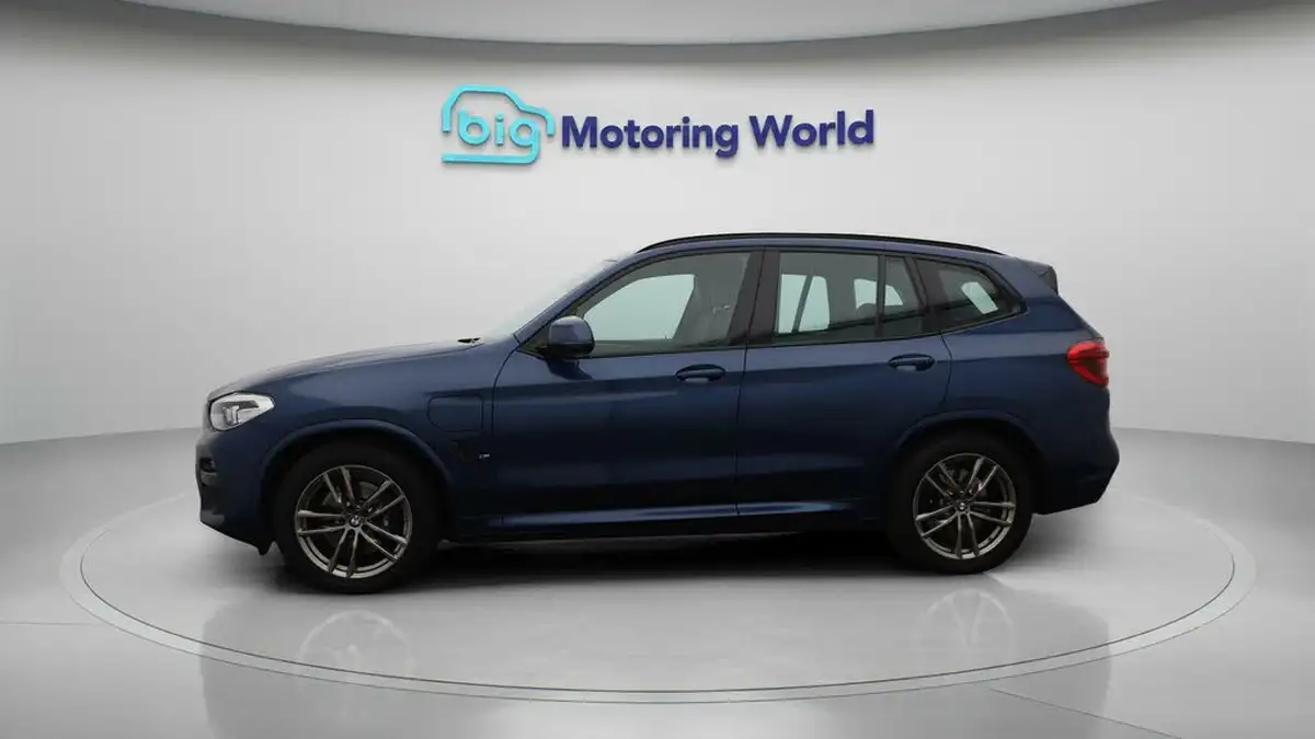 2021-bmw-x3-20-xdrive-30e-m-sport-pro-packtech-pack-big-4