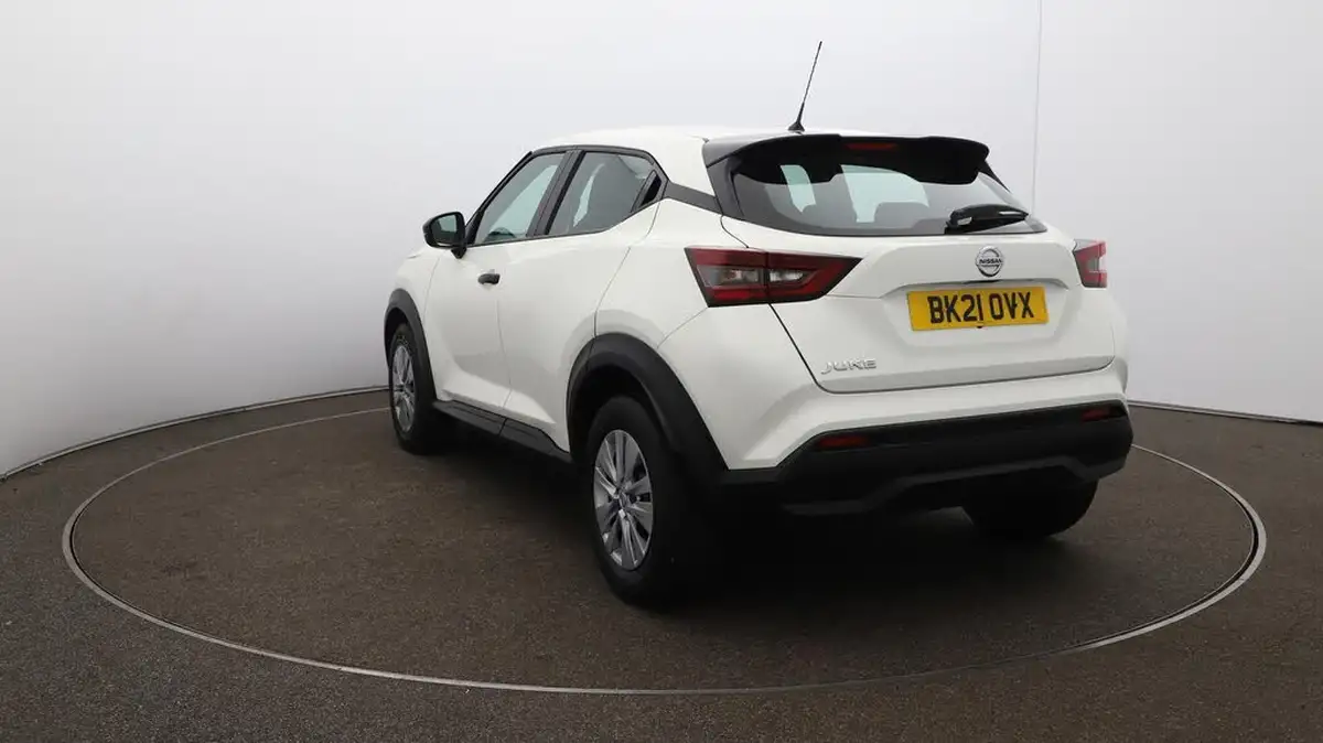 2021-nissan-juke-10-dig-t-visia-big-58