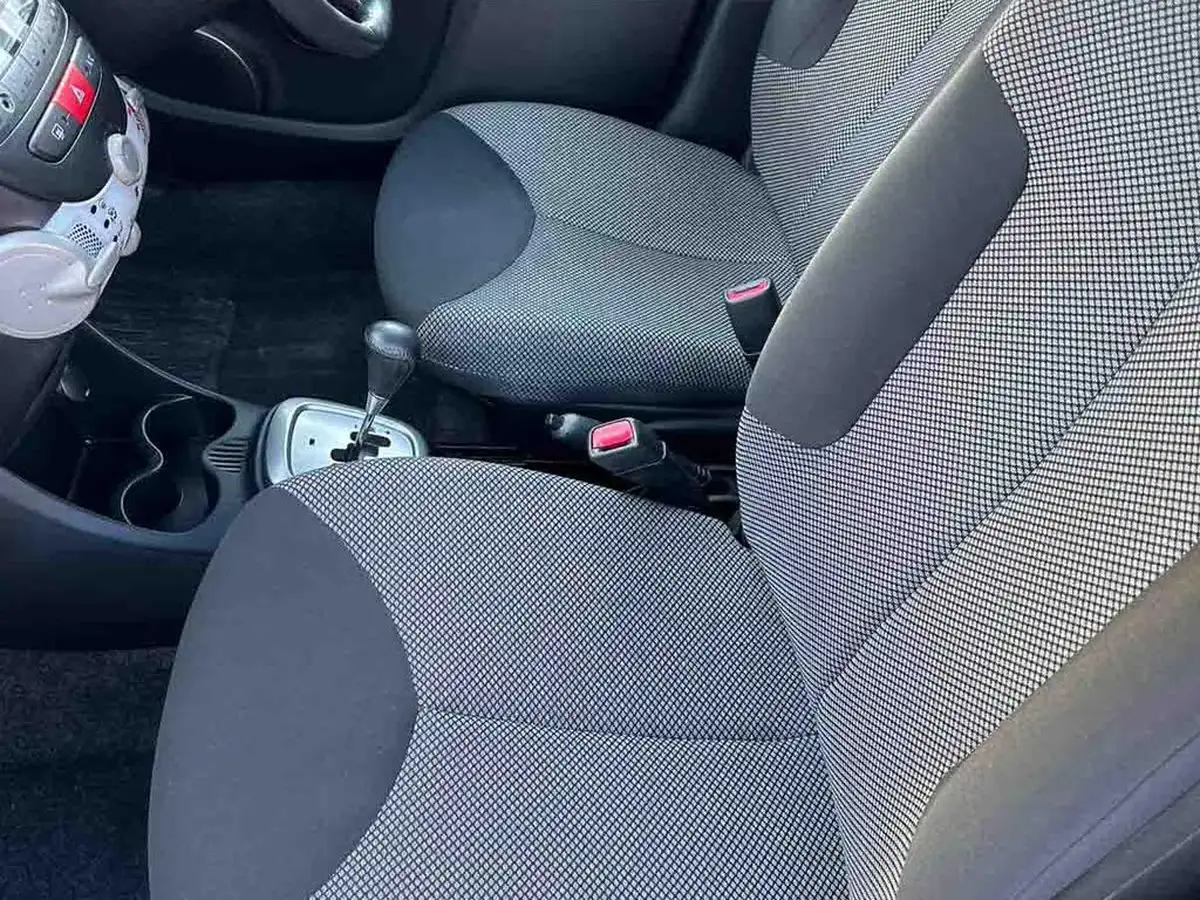 2013-toyota-aygo-10-aygo-fire-5d-mm-big-19