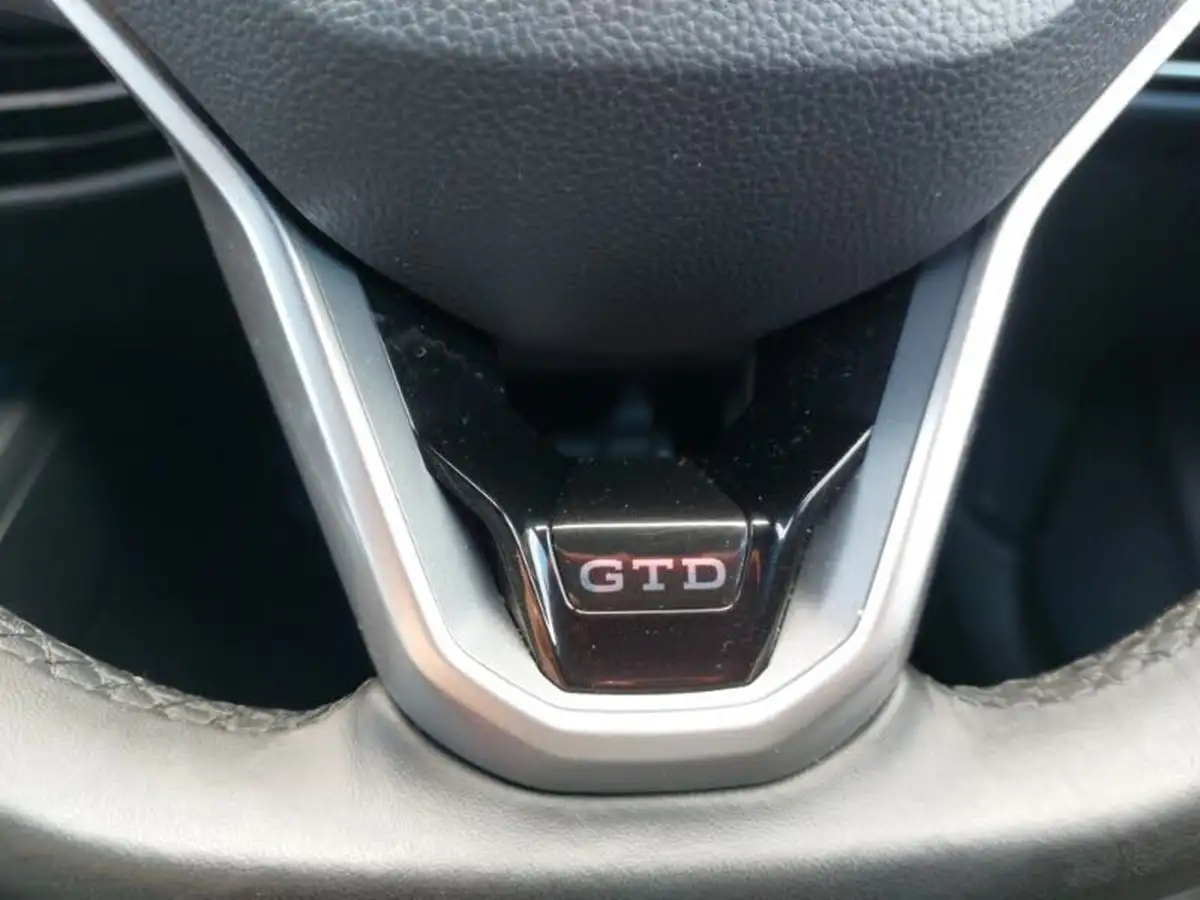 2022-volkswagen-golf-20tdi-gtd-big-16