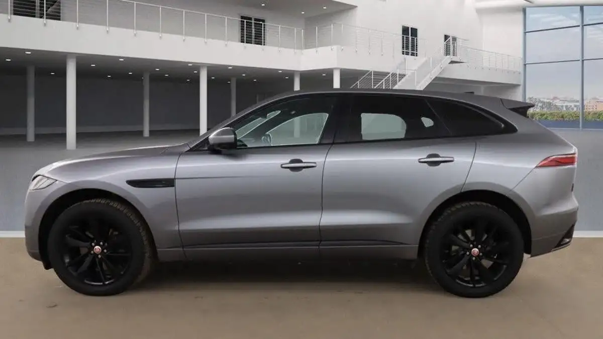 2021-jaguar-f-pace-20-d200-r-dynamic-se-mhev-big-9