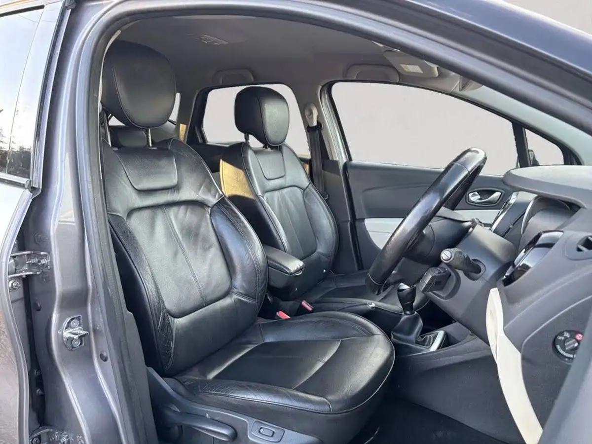 2020-renault-captur-09-tce-gt-line-big-9