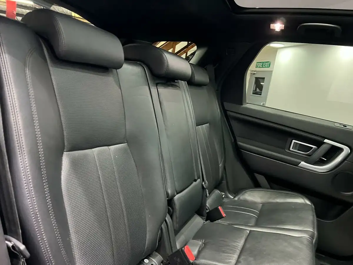 2019-land-rover-discovery-sport-20td4-landmark-big-51