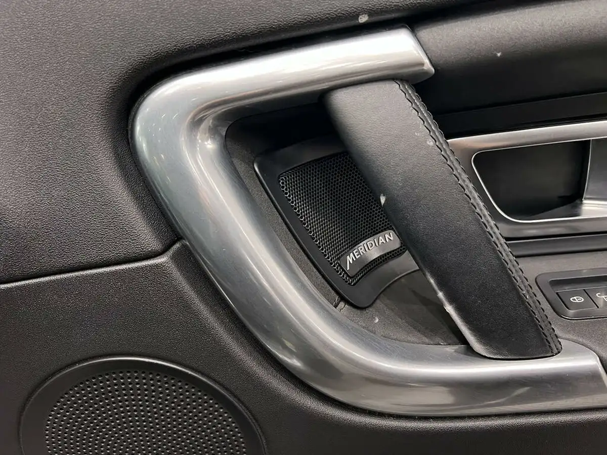 2019-land-rover-discovery-sport-20td4-landmark-big-27
