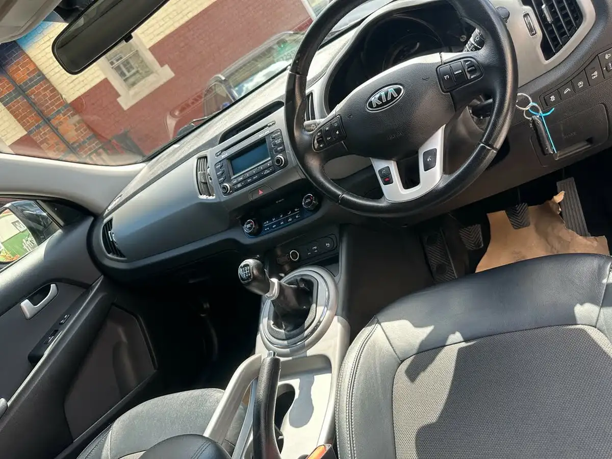 2015-kia-sportage-17crdi-2-big-25