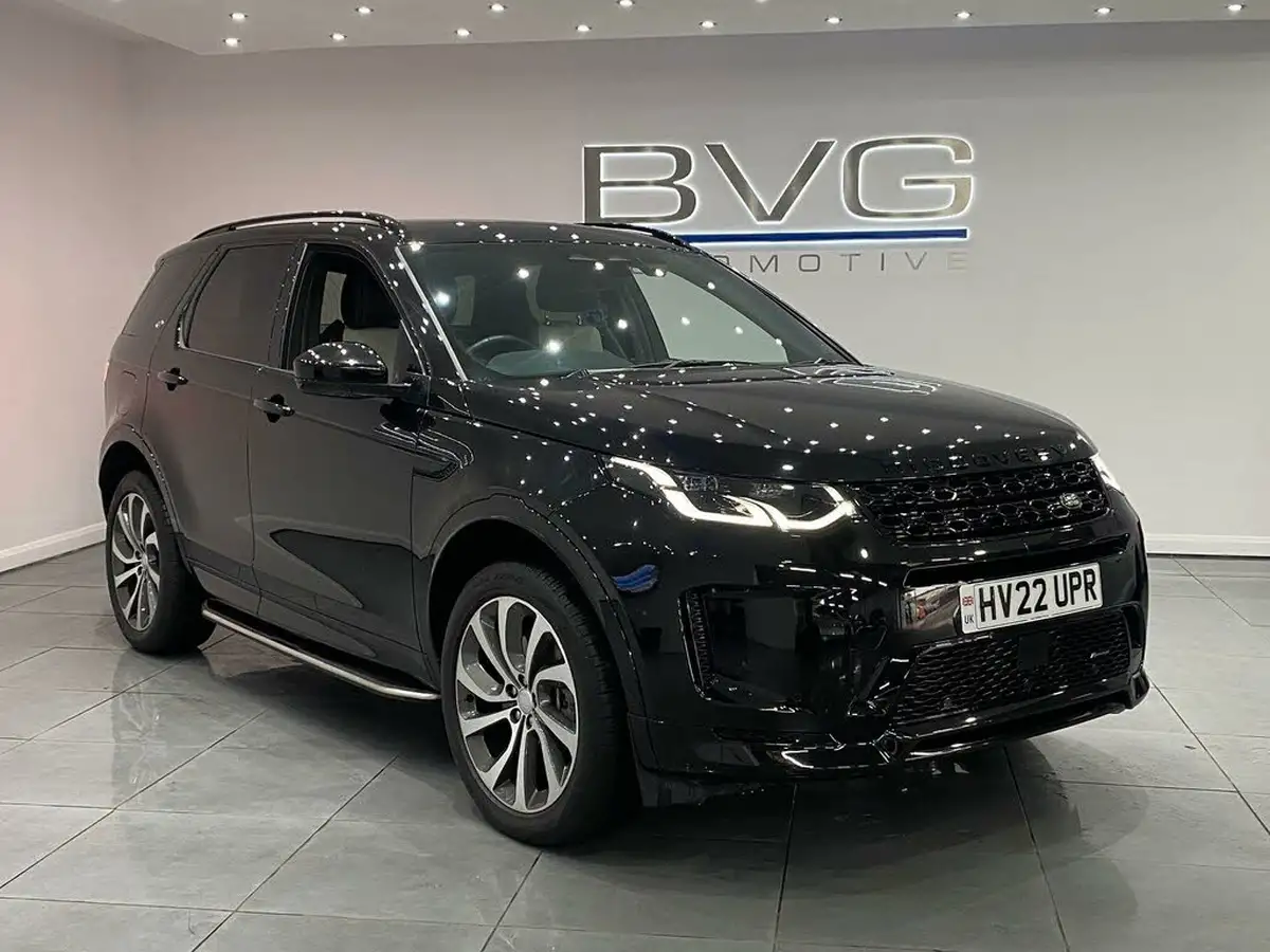 2022-land-rover-discovery-sport-15-p300e-r-dynamic-se-big-0