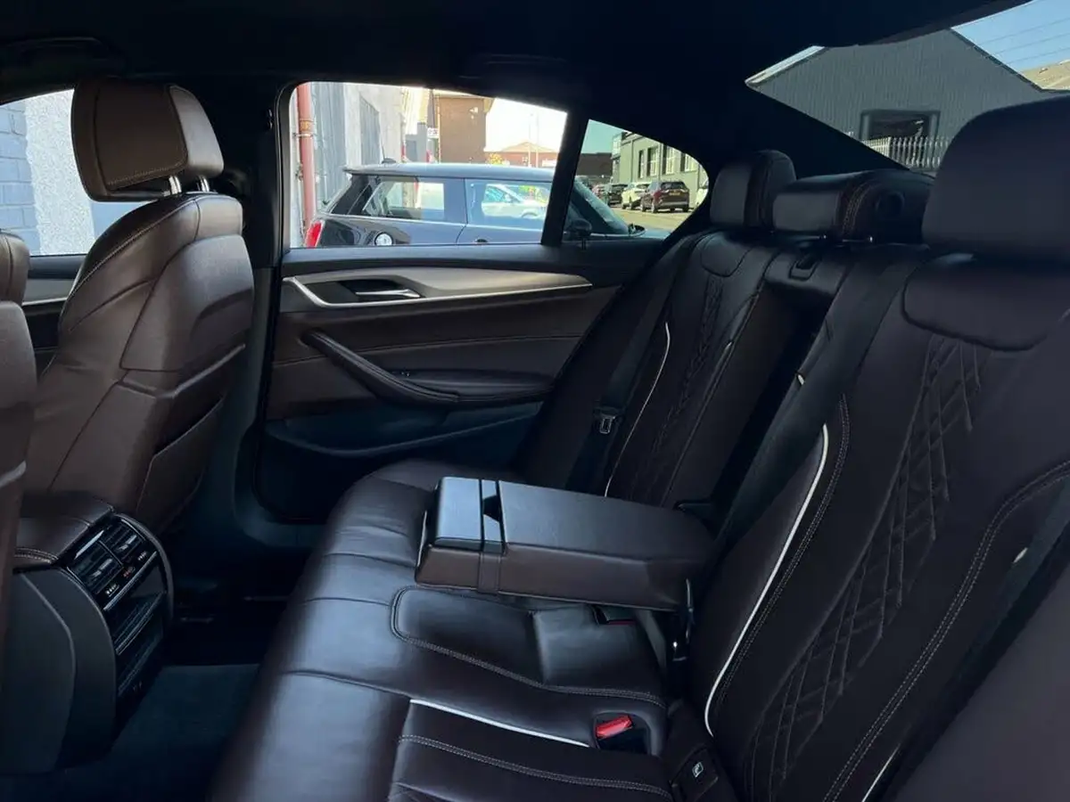 2017-bmw-5-series-20td-520d-m-sport-saloon-4d-big-64