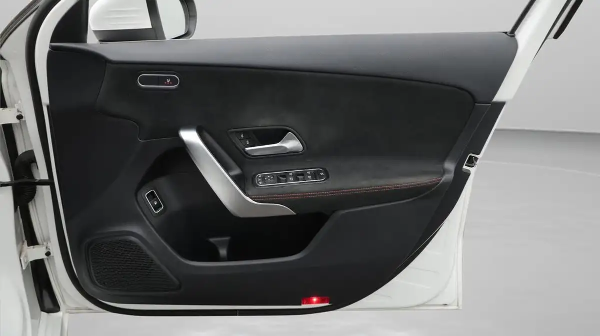 2021-mercedes-benz-a-class-13-a250e-amg-line-executive-saloon-4d-big-22