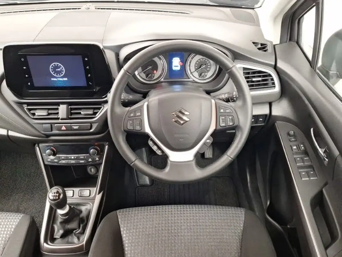 2024-suzuki-s-cross-14-boosterjet-motion-big-6