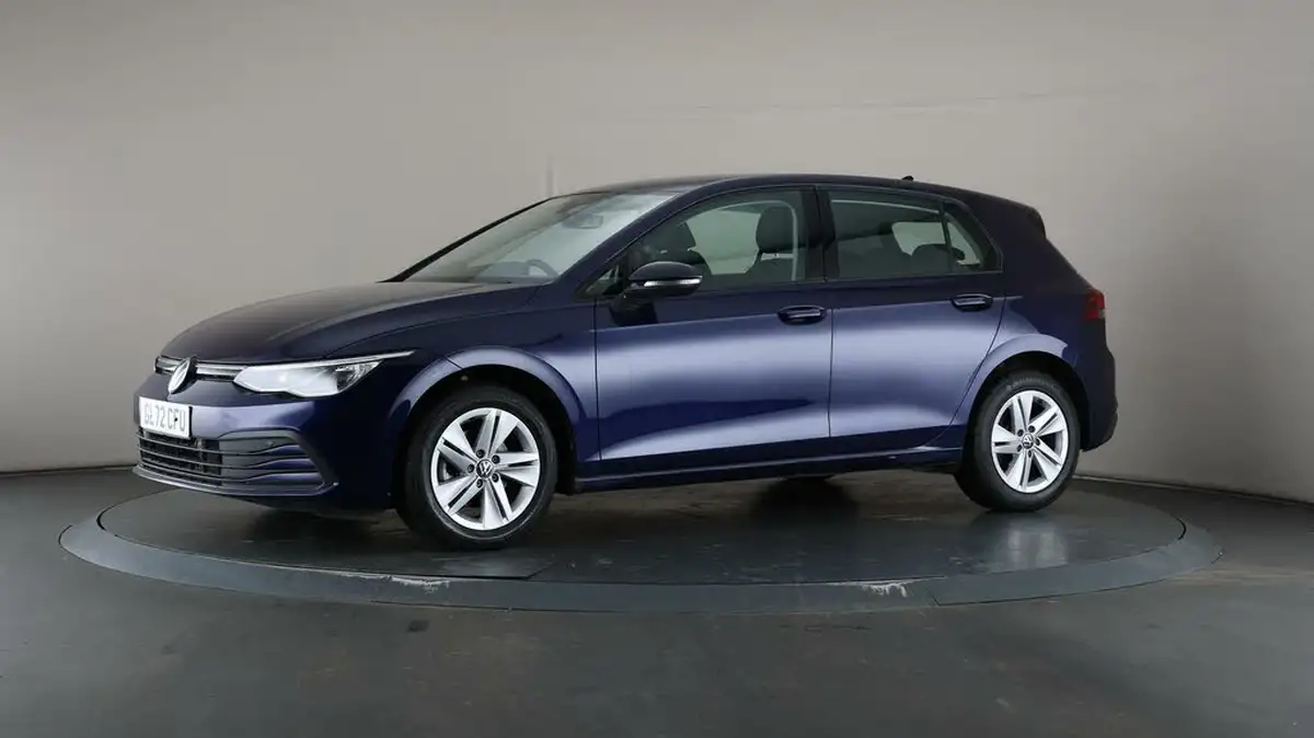 2022-volkswagen-golf-15-tsi-life-130ps-hatchback-big-39