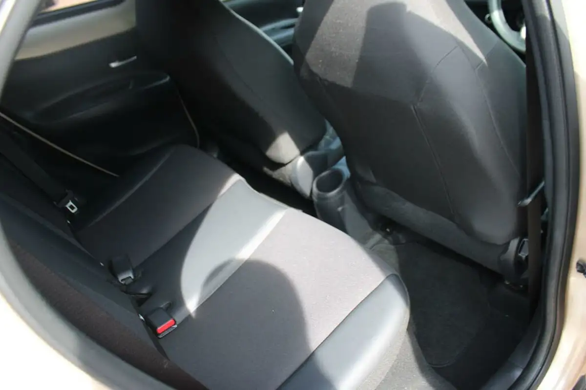 2023-toyota-aygo-x-10-vvt-i-exclusive-big-13