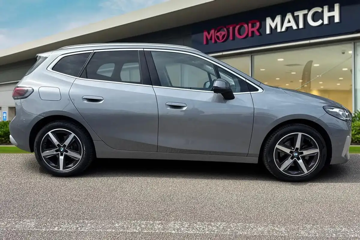 2022-bmw-2-series-15-220i-luxury-big-2