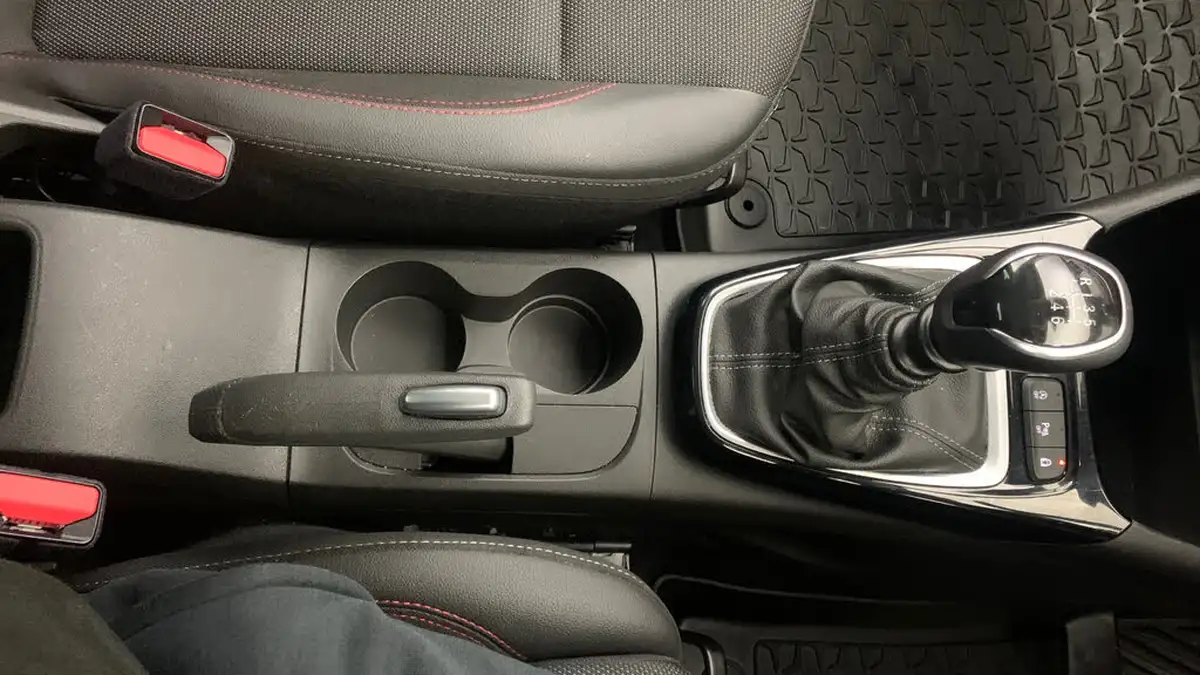 2023-vauxhall-crossland-12-gs-110ps-big-32