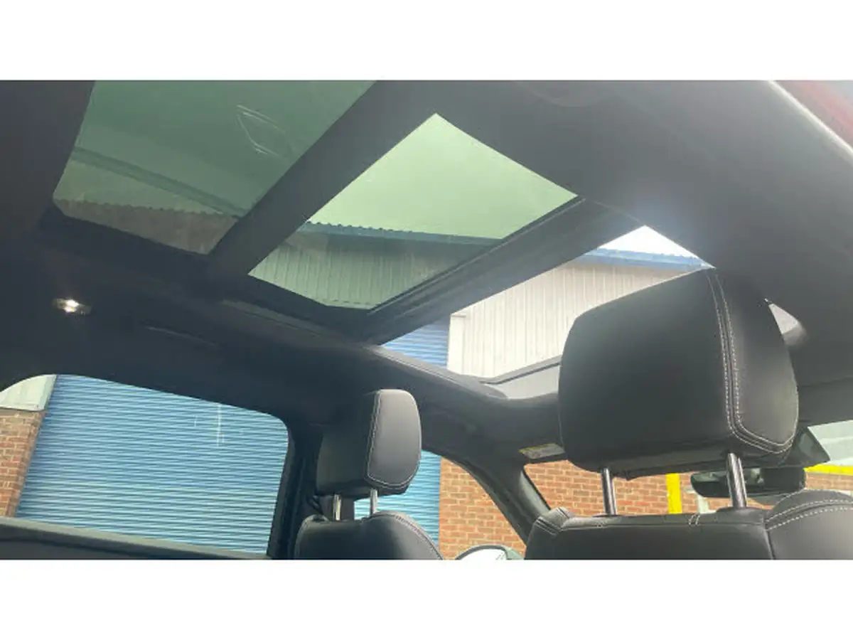 2022-land-rover-range-rover-velar-20-d200-velar-big-58