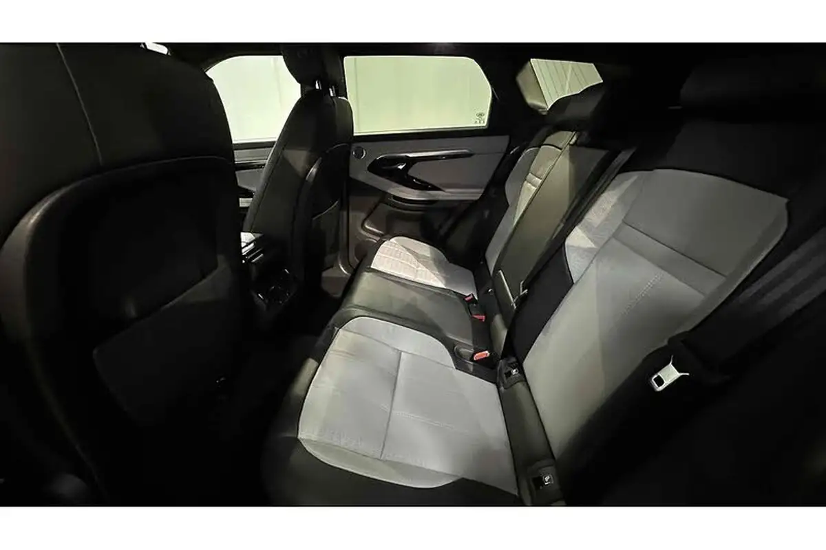 2021-land-rover-range-rover-evoque-15-p300e-r-dynamic-hse-big-26