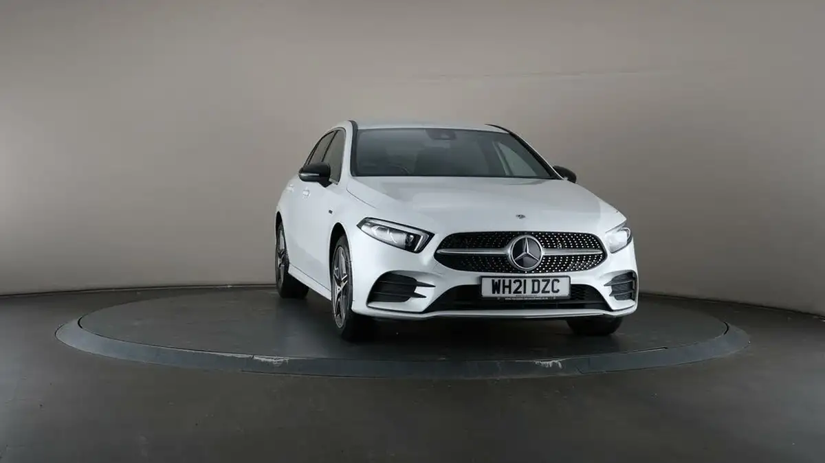2021-mercedes-benz-a-class-13-a250e-amg-line-hatchback-5d-big-50
