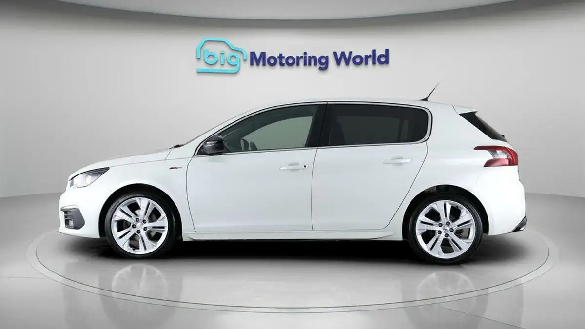 2019-peugeot-308-15-bluehdi-gt-line-big-4