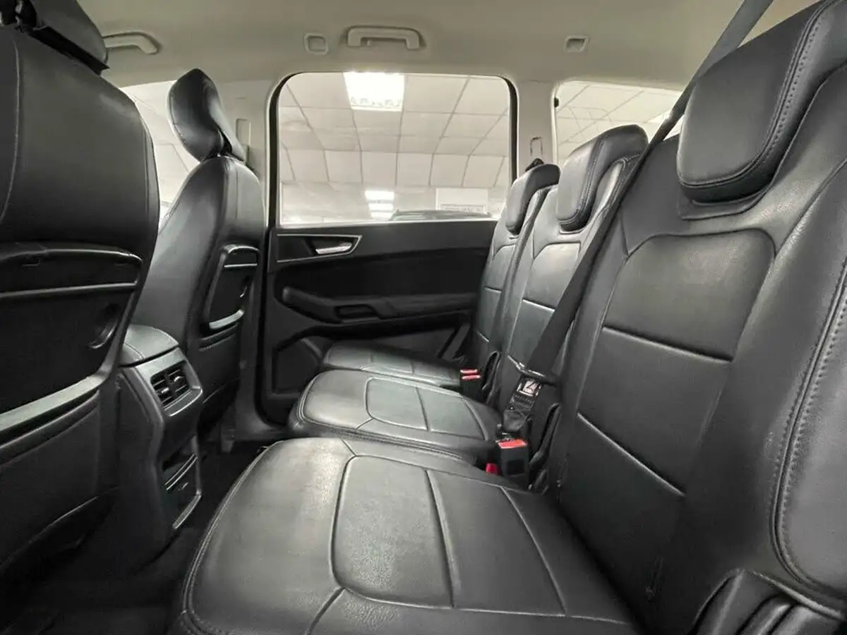 2021-ford-galaxy-20-zetec-big-24