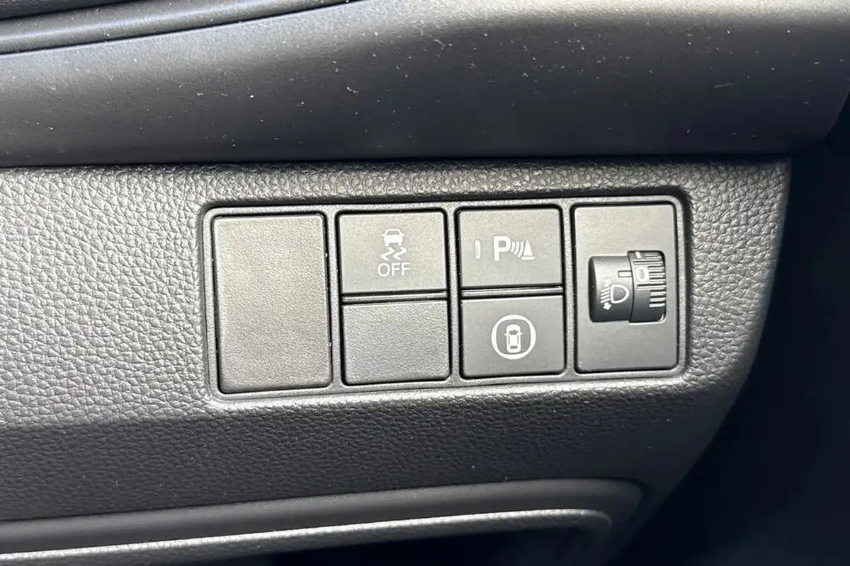 2024-honda-hr-v-15-i-mmd-elegance-big-25
