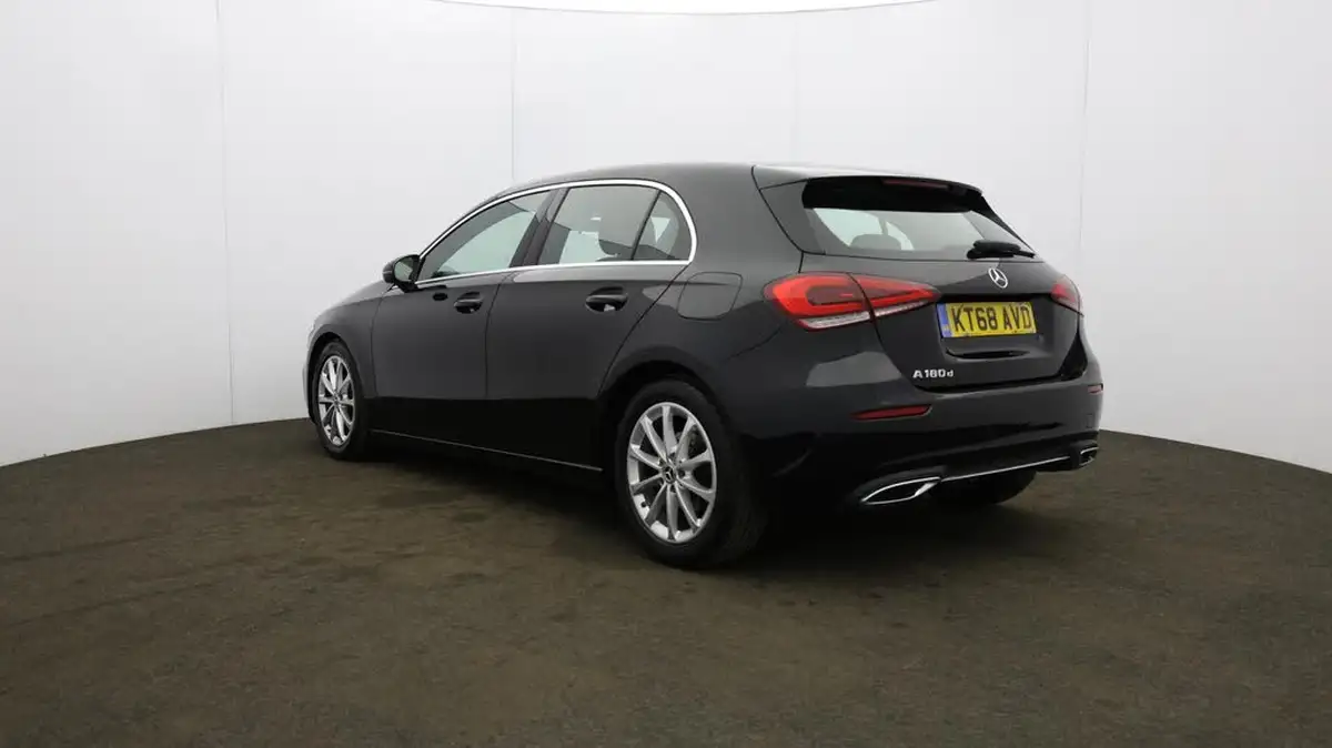 2018-mercedes-benz-a-class-15d-a180d-sport-116ps-ss-hatchback-5d-7g-dct-big-47