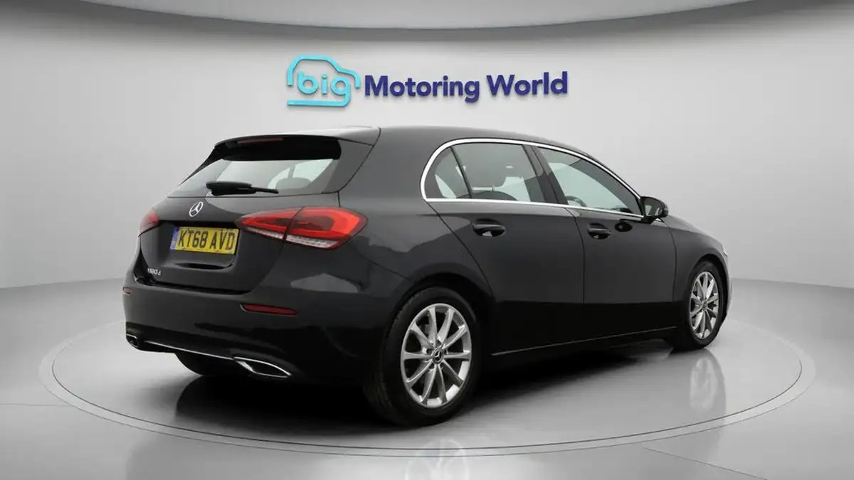 2018-mercedes-benz-a-class-15d-a180d-sport-116ps-ss-hatchback-5d-7g-dct-big-7