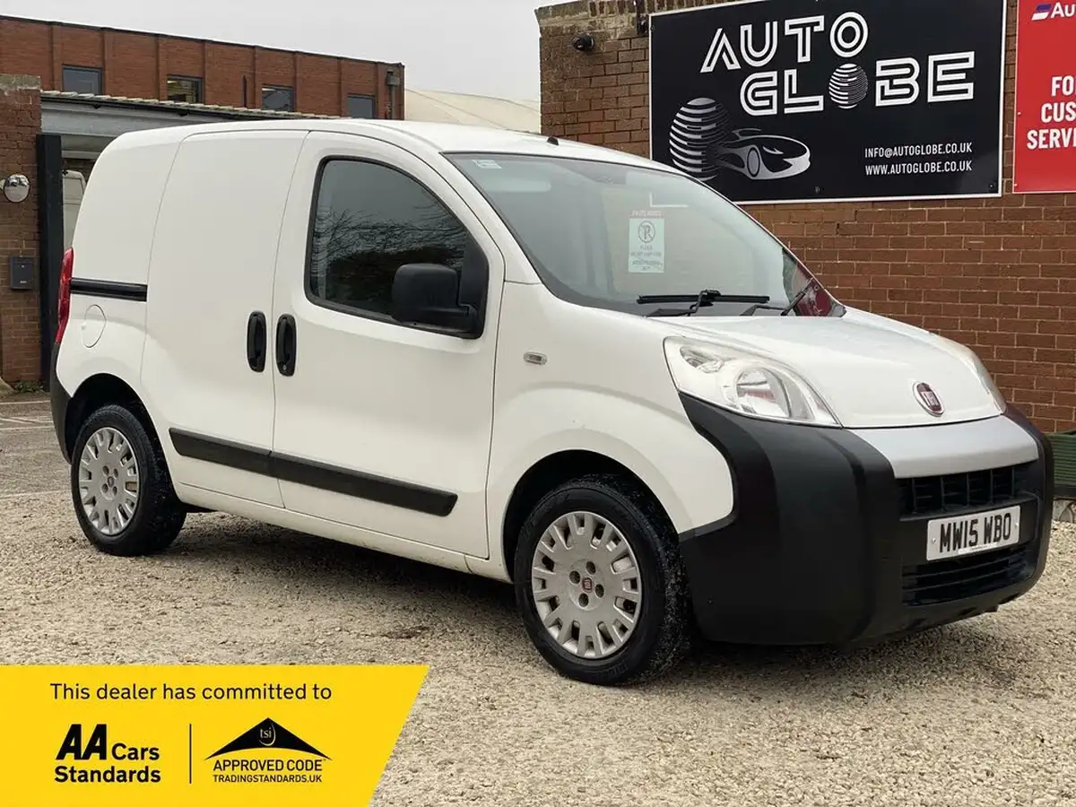 2015-fiat-fiorino-13jtd-cargo-sx-comfort-matic-big-0