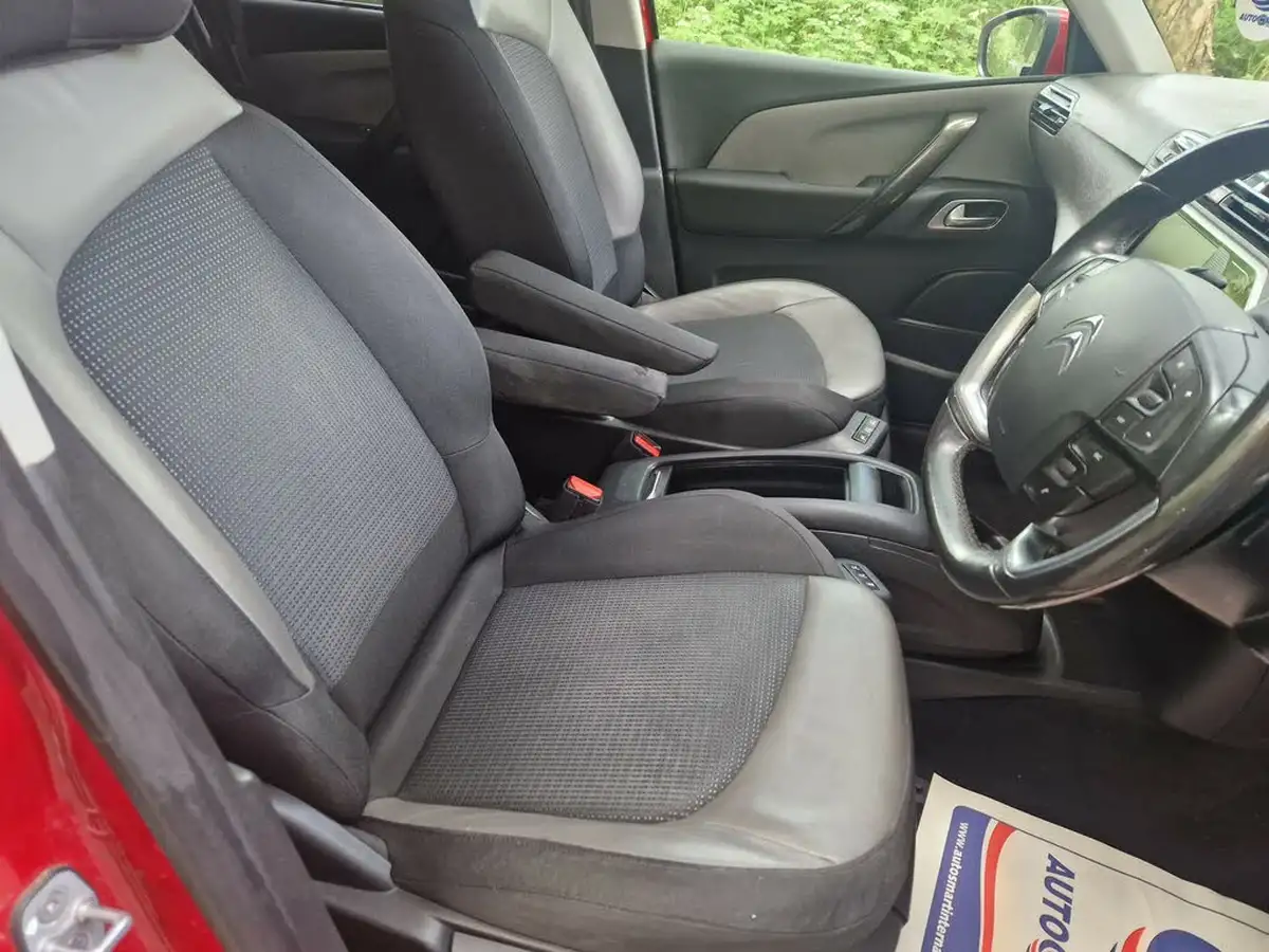 2014-citroen-grand-c4-picasso-16e-hdi-exclusive-etg6-big-25