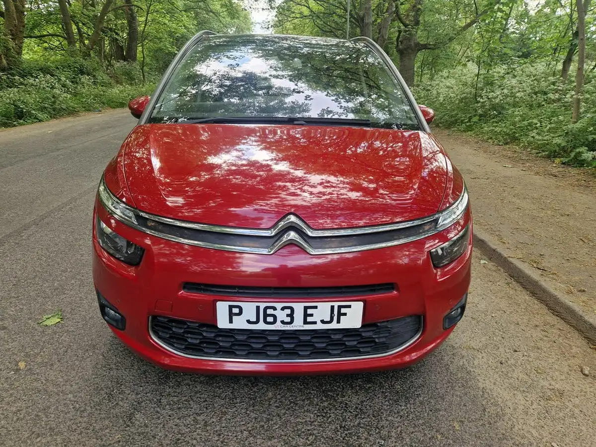 2014-citroen-grand-c4-picasso-16e-hdi-exclusive-etg6-big-1