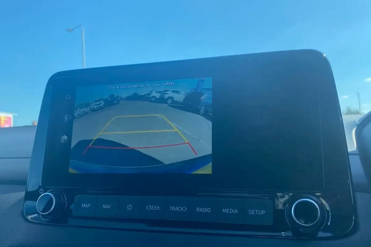 2022-hyundai-kona-16-gdi-premium-big-20