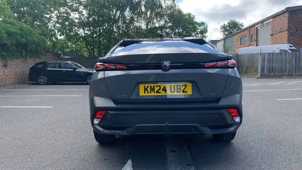 2024-peugeot-408-12-puretech-gt-130ps-ss-eat8-big-8