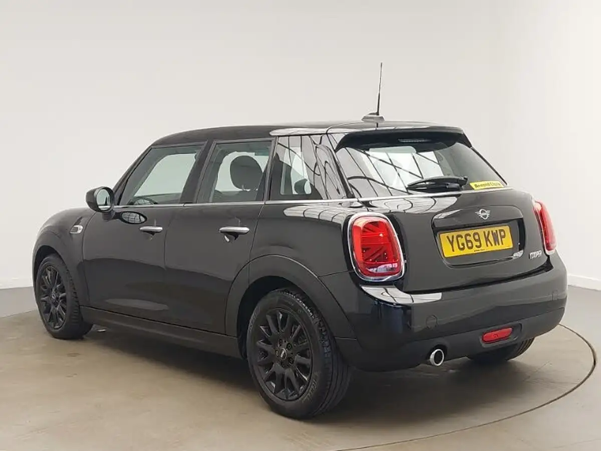 2019-mini-cooper-15-cooper-classic-hatchback-5d-big-1