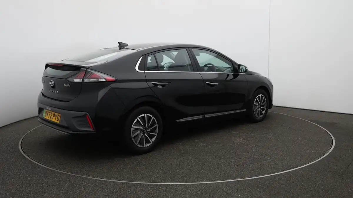 2022-hyundai-ioniq-e-premium-electric-big-47