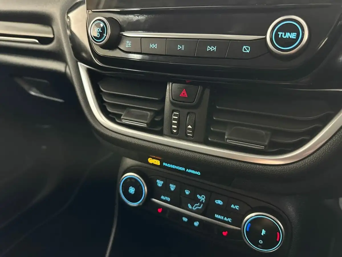 2022-ford-fiesta-10t-titanium-x-100ps-big-21