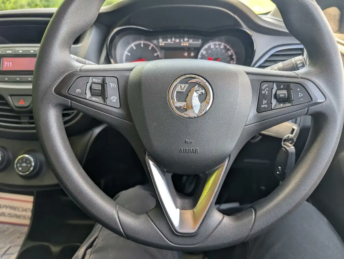 2018-vauxhall-viva-10i-se-75ps-big-19