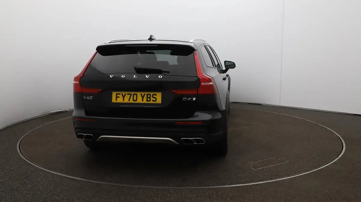 2020-volvo-v60-20td-d4-cross-country-plus-big-48
