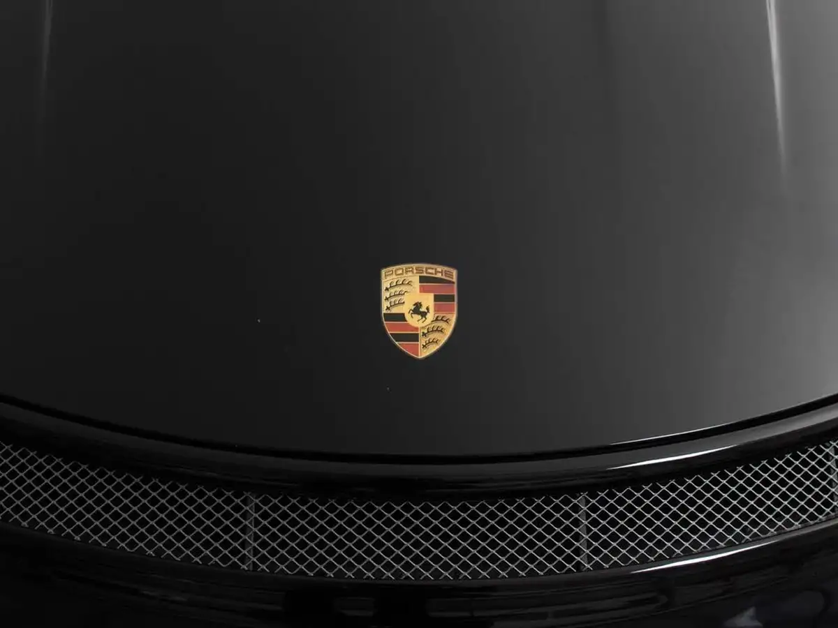 2018-porsche-911-40-gt3-rs-big-22