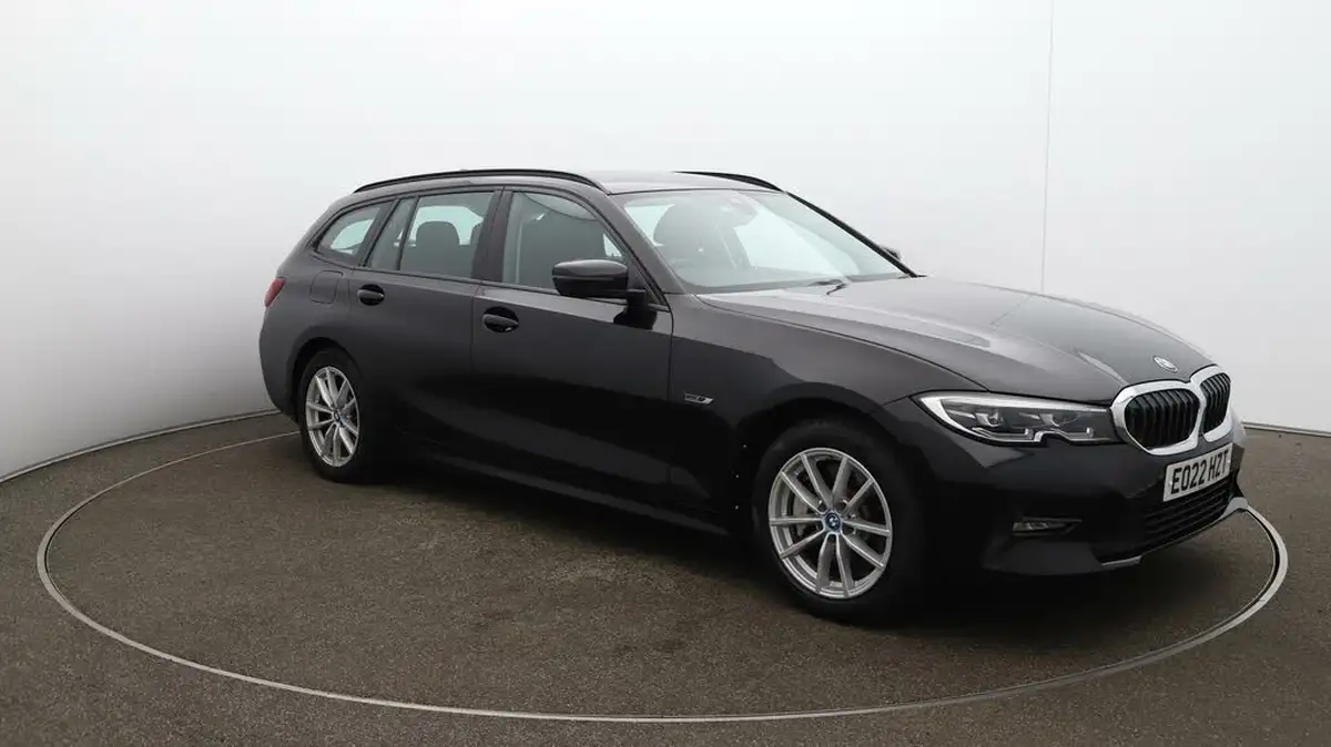 2022-bmw-3-series-20-330e-se-pro-touring-5d-big-36