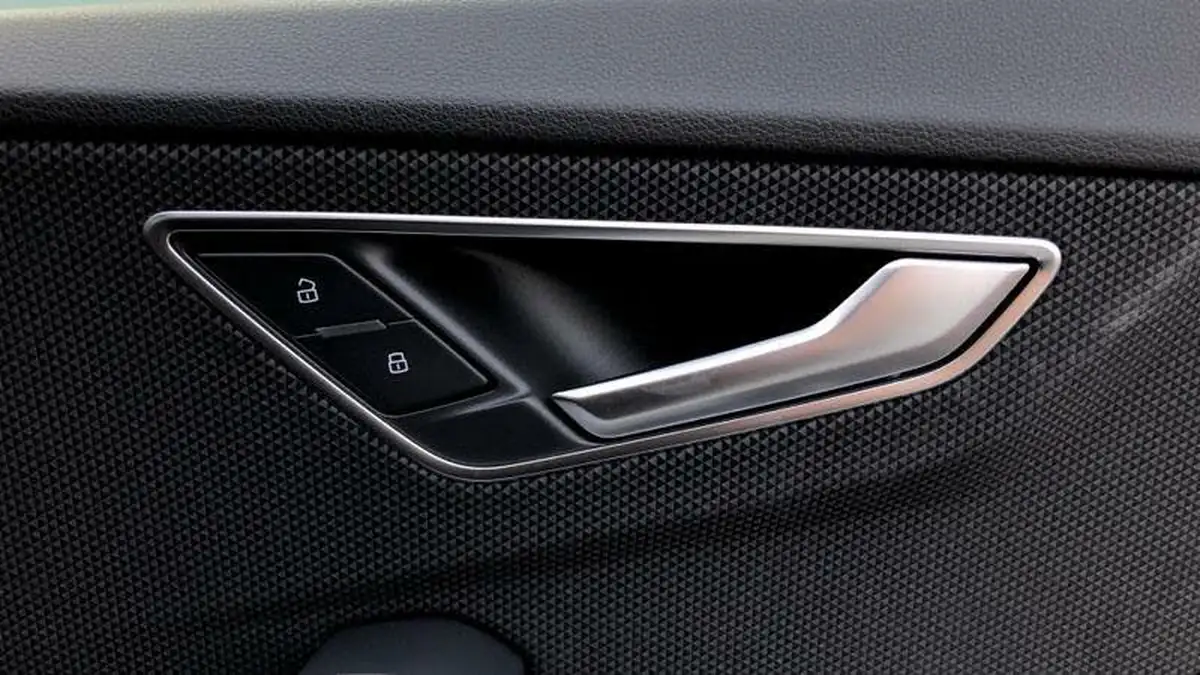 2024-audi-q2-15-35-tfsi-s-line-tronic-big-21