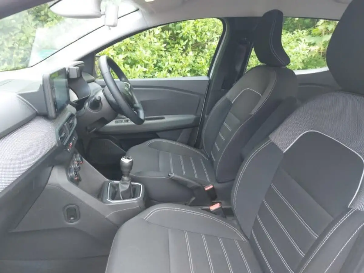 2022-dacia-sandero-10-tce-comfort-90bhp-big-4