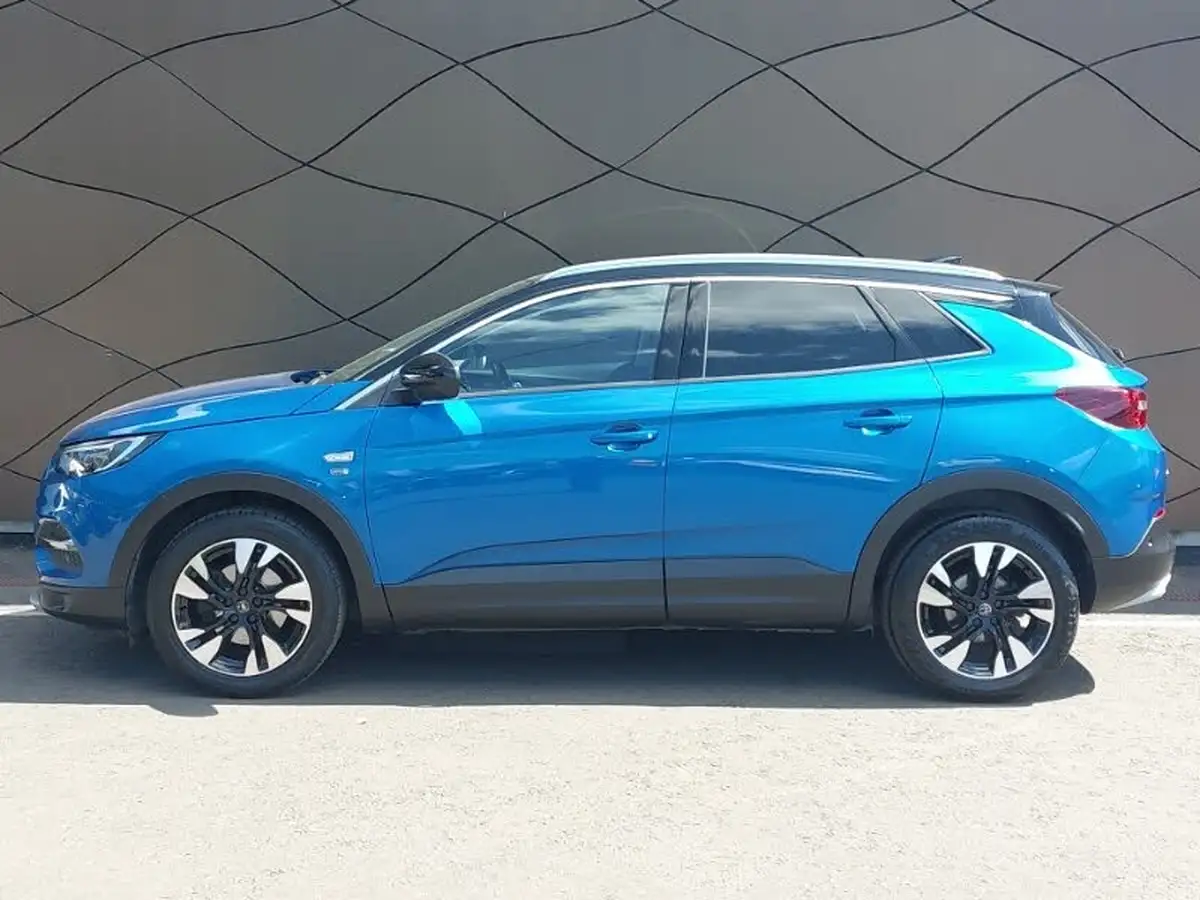 2021-vauxhall-grandland-x-12-griffin-big-3