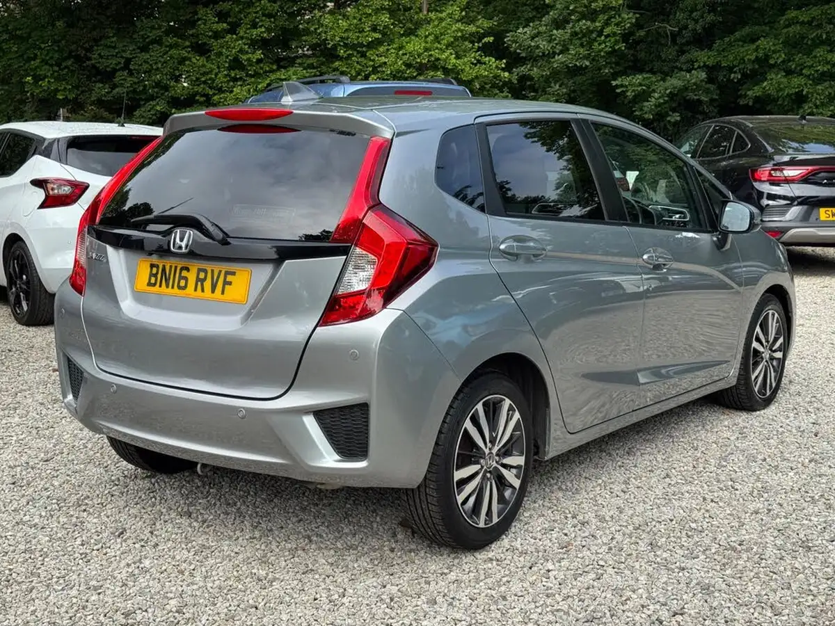 2016-honda-jazz-13-i-vtec-ex-cvt-big-6